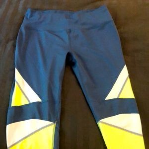 Capri navy neon white leggings